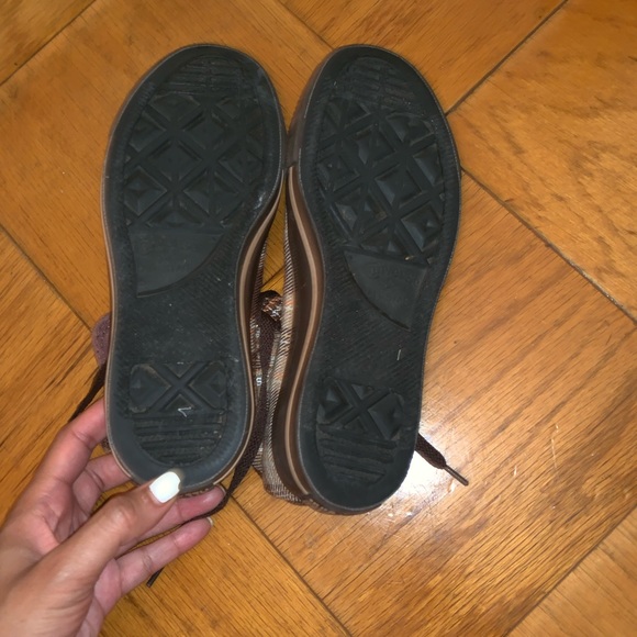 Sneakers - Picture 3 of 3